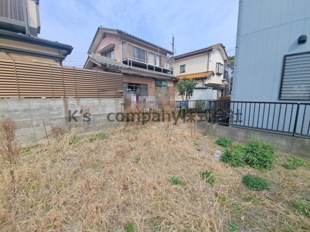 ◎茅ヶ崎市萩園　売地の外観|敷地側から専用通路への入り口◇