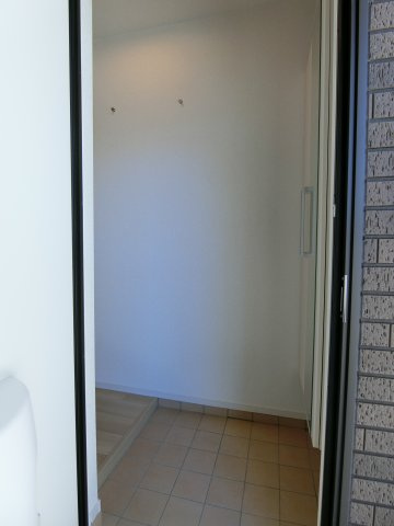 ヒカルサ米子Ⅰの玄関