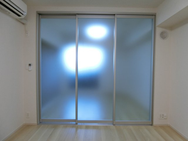 ヒカルサ米子Ⅰの洋室