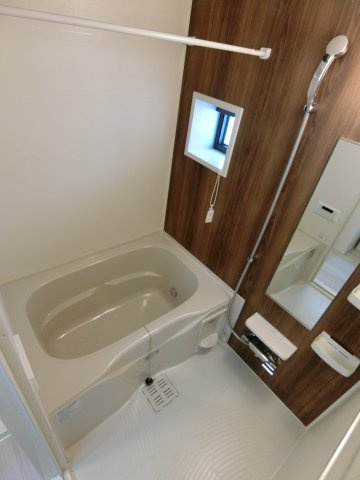 ヒカルサ米子Ⅰの浴室