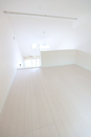 ユナイト野島リオプラセンテの寝室