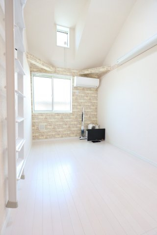 ユナイト野島リオプラセンテの居間・リビング