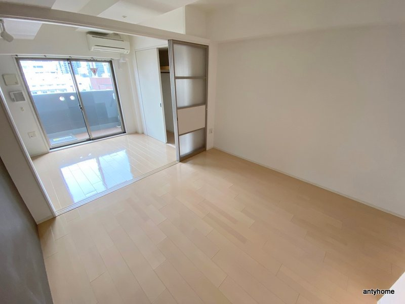 SERENiTE本町エコートの居間・リビング