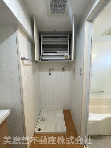 ６５０３７　コーポ田神D棟の脱衣所