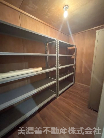 ６５０３７　コーポ田神D棟の内装