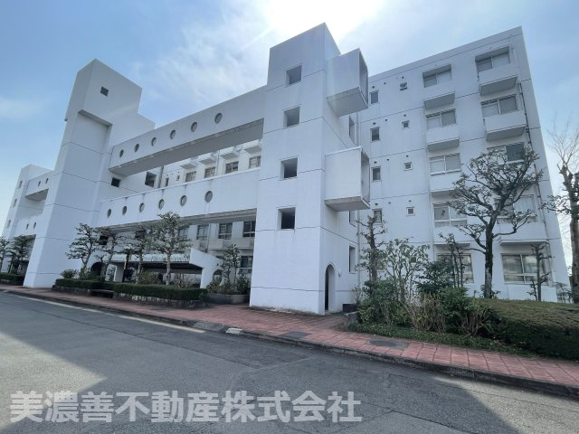 ６５０３７　コーポ田神D棟の外観