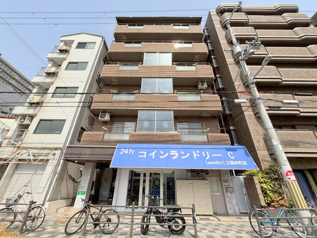 司マンションの外観