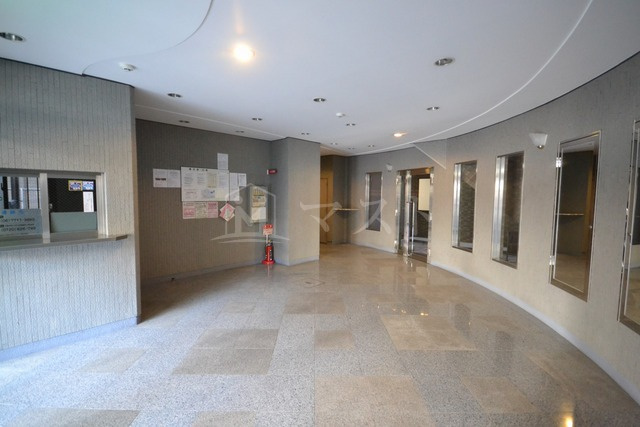 プレサンス西心斎橋の外観