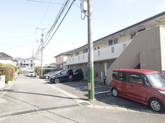 【駐車場】 | 。駐車場もご利用のしやすい配置です。