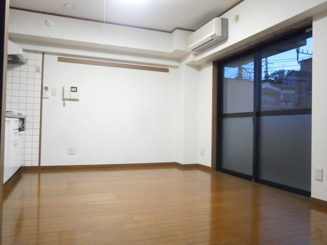 【居間・リビング】