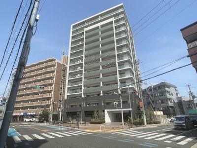 【外観】 | リビオ浅香駅前プライドマークス | JR阪和線「浅香」駅 徒歩３分
１４階建てのマンションです。