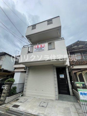 点野３丁目　中古一戸建ての外観|新しい生活にいかがでしょうか？外観はお住まいの顔になります。こだわりたいポイントですね。外壁塗装や屋根塗装のご相談も承っております。
■現地内覧・資金計画相談・住宅ローン相談もお問合せ受付中■