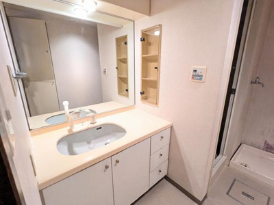 【独立洗面台】 | 藤和シティホームズ湘南台弐番館 | 朝の身支度には欠かせない独立洗面化粧台