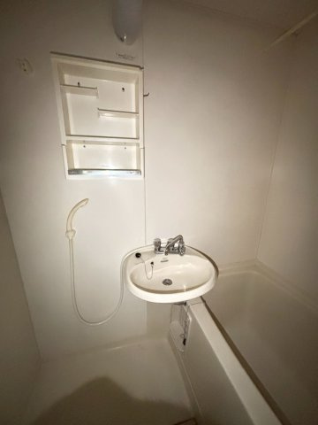 センチュリーハイツ の洗面所