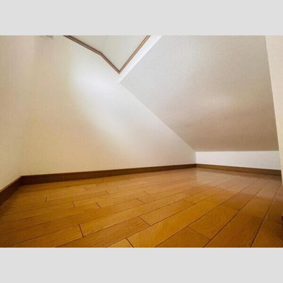 【寝室】 | Calmeリーオ