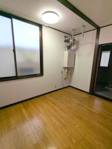 入山ビルの内装