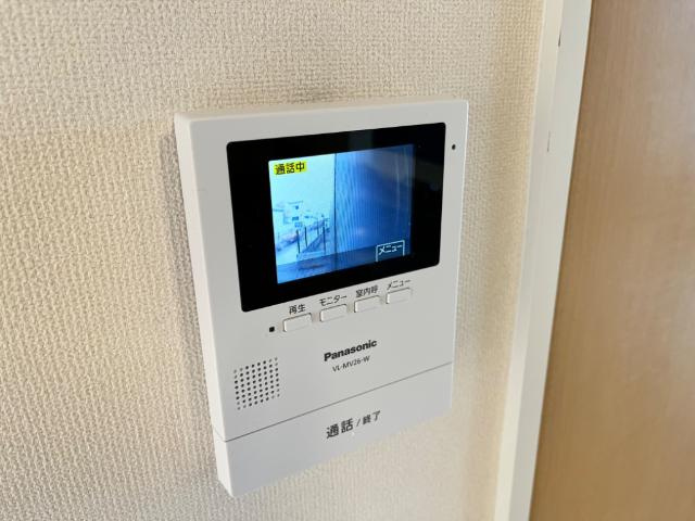 【内装】 | アルヴィータ | カメラ付インターホン