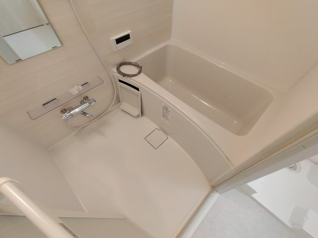 神戸市長田区松野通３丁目の賃貸マンションの浴室