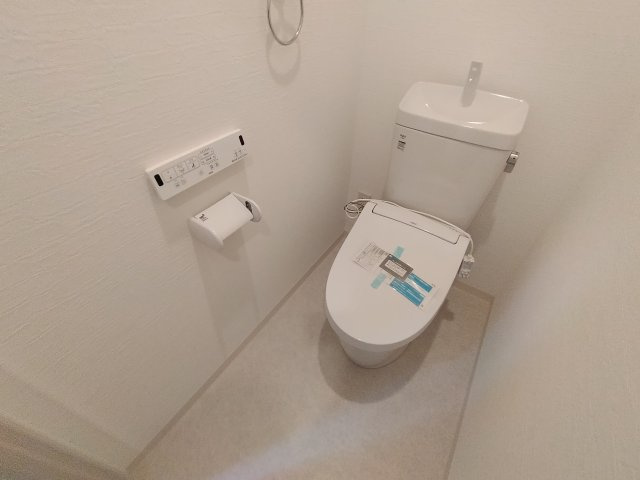 神戸市長田区松野通３丁目の賃貸マンションのトイレ|ウォシュレット付