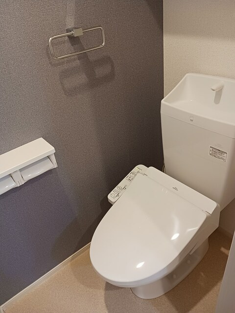 イースト　オレヌのトイレ