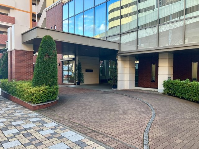 サングランデアルフィーヌＢ棟のエントランス