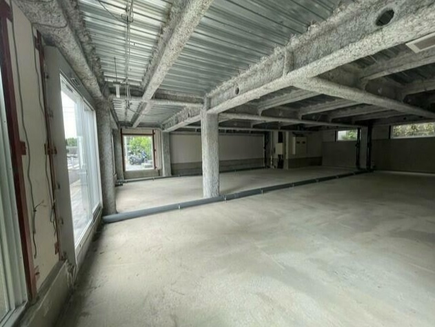 マーキュリー八雲の内装