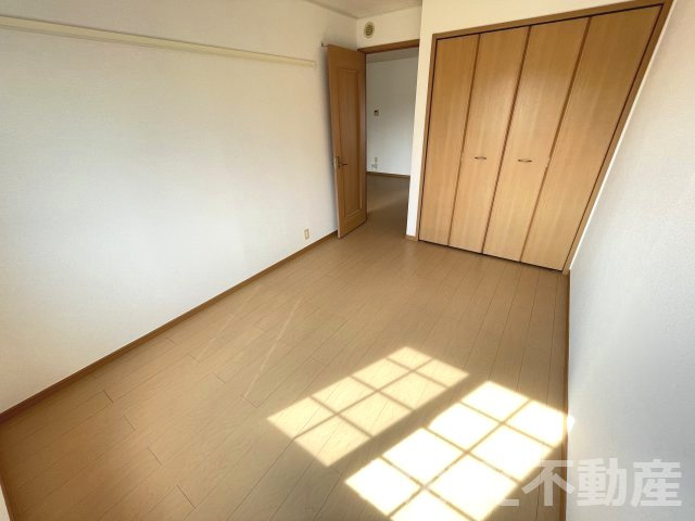 【寝室】 | 開放的な寝室です