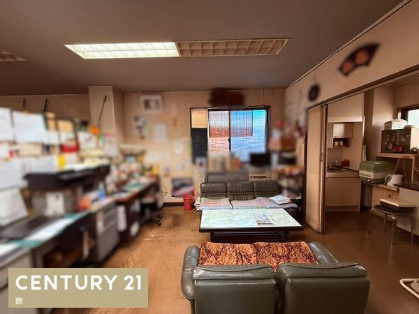 和歌山市元町奉行丁１丁目の店付住宅の内装