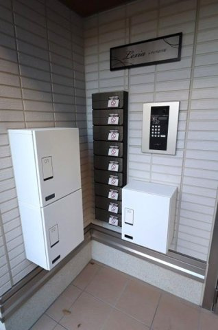 セレスティア江戸川のエントランス