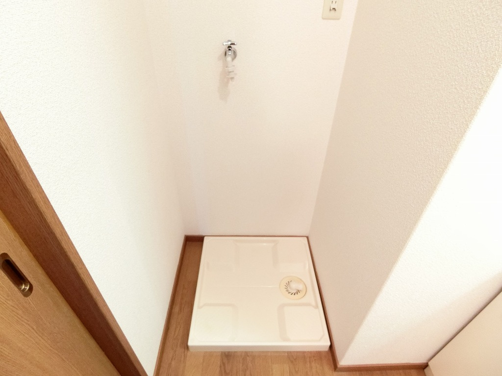ドリームハウスⅢの設備|室内に洗濯機置き場があります