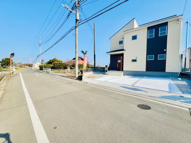 高崎正観寺の前面道路含む現地写真|前面道路6ｍで駐車が得意ではないという方におすすめです♪