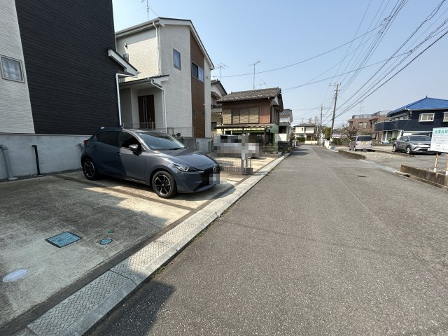 きれいな築浅物件♪取手市戸頭の前面道路含む現地写真|前面道路含む現地写真です