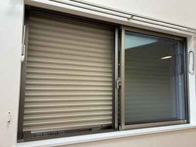 【セキュリティ】 | シャッターあり