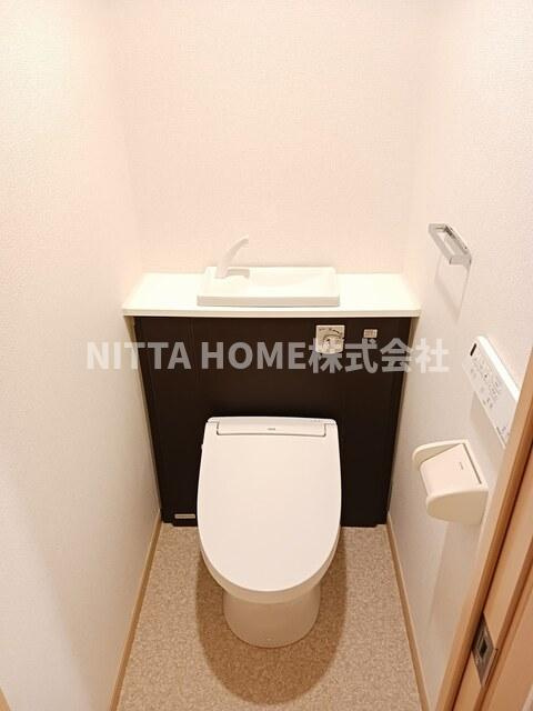 グランド堀のトイレ|タンクレストイレです(^O^)