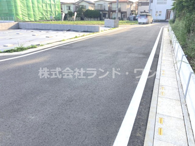 【前面道路含む現地写真】 | 所沢市北秋津 | 接道／北側約６m公道