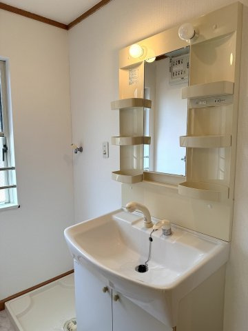 クローバーの洗面所