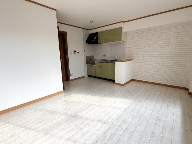 クローバーの居間・リビング