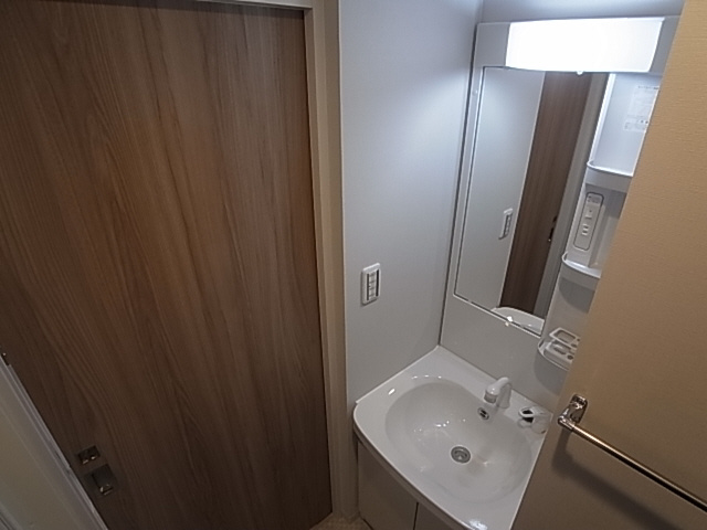 神戸市兵庫区大開通７丁目の賃貸マンションの洗面所|シャンプードレッサー