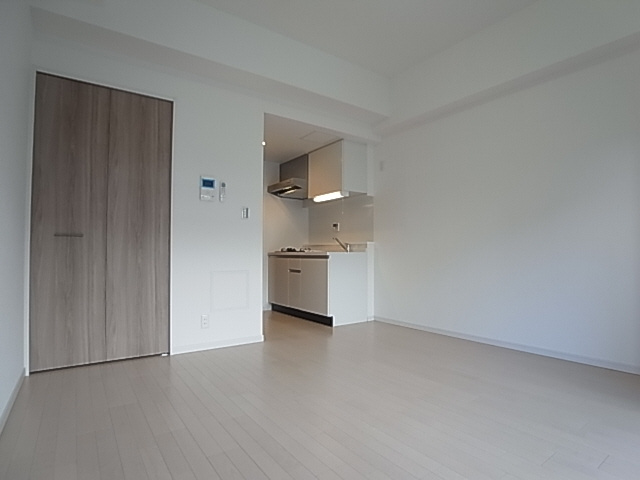 神戸市兵庫区大開通７丁目の賃貸マンションの内装|室内