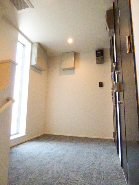 シエルコートのその他共用部分|共用部分はじゅうたん・クロス仕上げでお洒落です