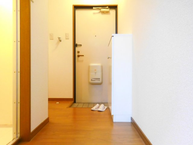 キャトルセゾンの玄関