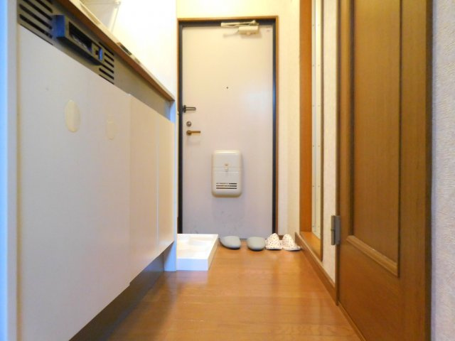 キャトルセゾンの玄関