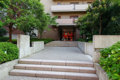 【エントランス】 | ファミール扇町アーバンステージ | オートロック付きでセキュリティ面も安心なマンションです。