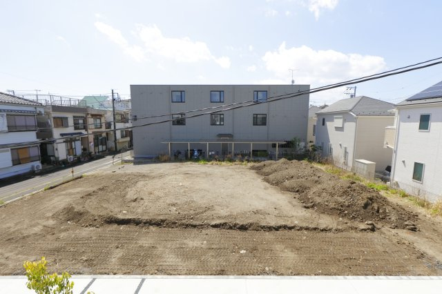 フリージア一色の展望