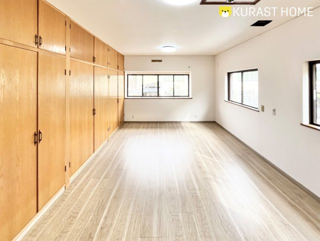 京都市西京区松室北河原町　中古戸建の洋室