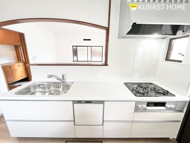 京都市西京区松室北河原町　中古戸建のキッチン