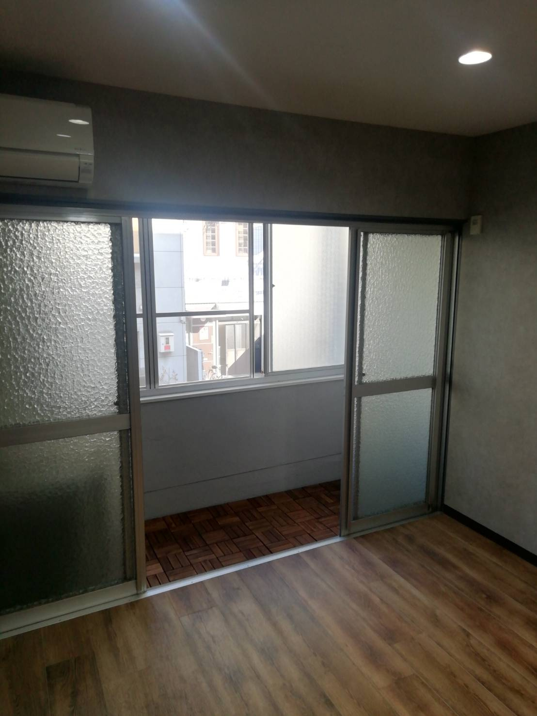 天王寺国分町の洋室