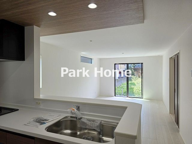 高知市高見町 2期2棟2 新築戸建てのキッチン