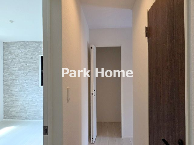 高知市高見町 2期2棟2 新築戸建ての収納|２F：廊下収納