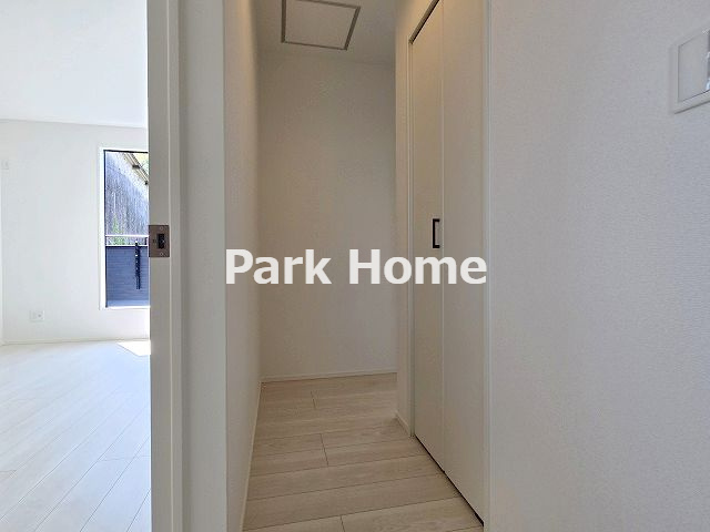 高知市高見町 2期2棟2 新築戸建ての収納|２F：廊下収納